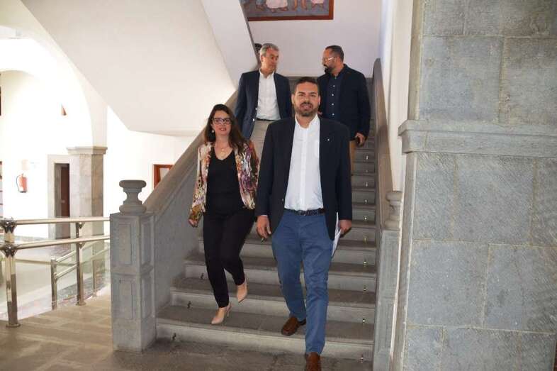 Los ediles de Servicios Sociales, minutos después de la reunión celebrada en Telde (Foto TA)